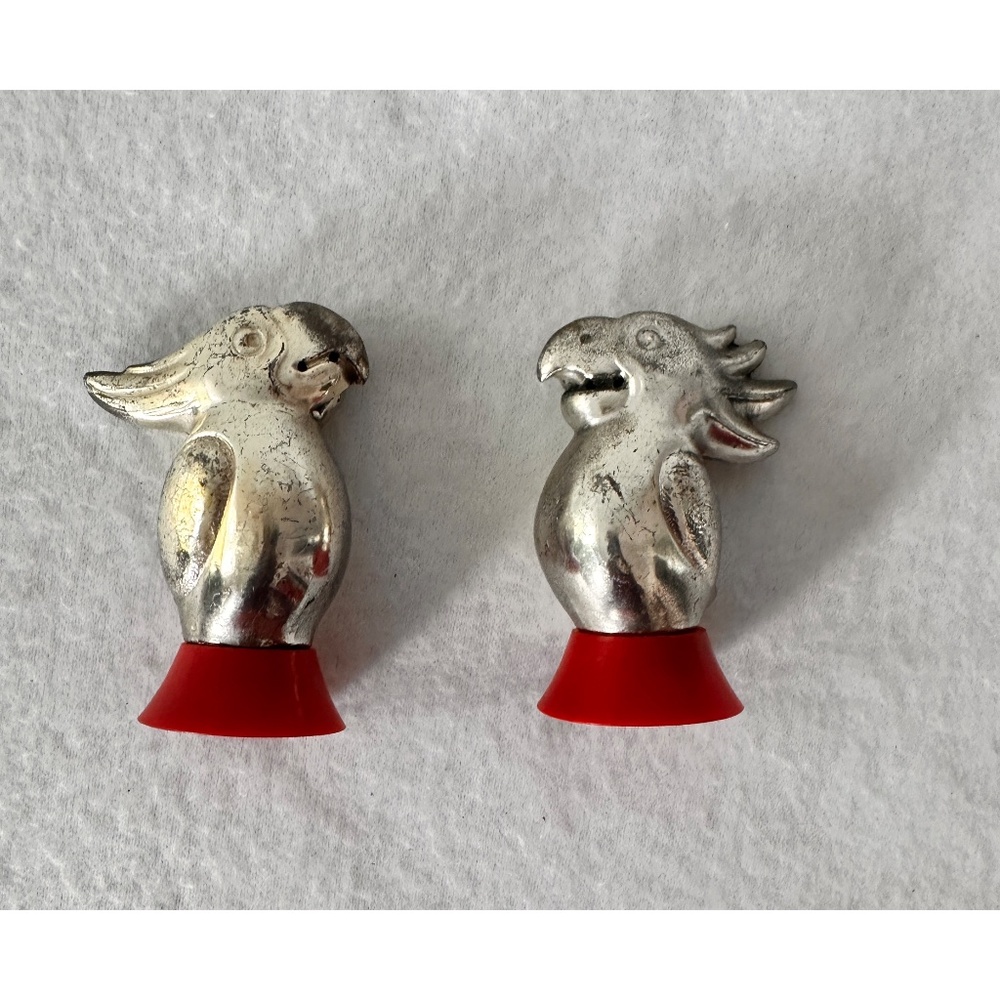 Vintage Metal Collectors Cockatiel Birds Salt & Pepper Shakers Occupied Japan